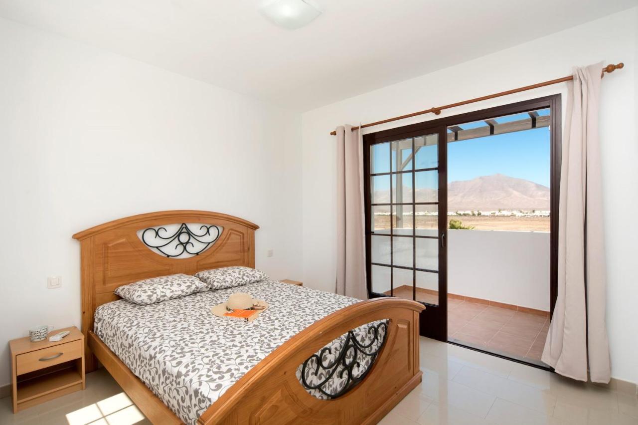 Villa Chinamar By Villa Plus Playa Blanca  Extérieur photo