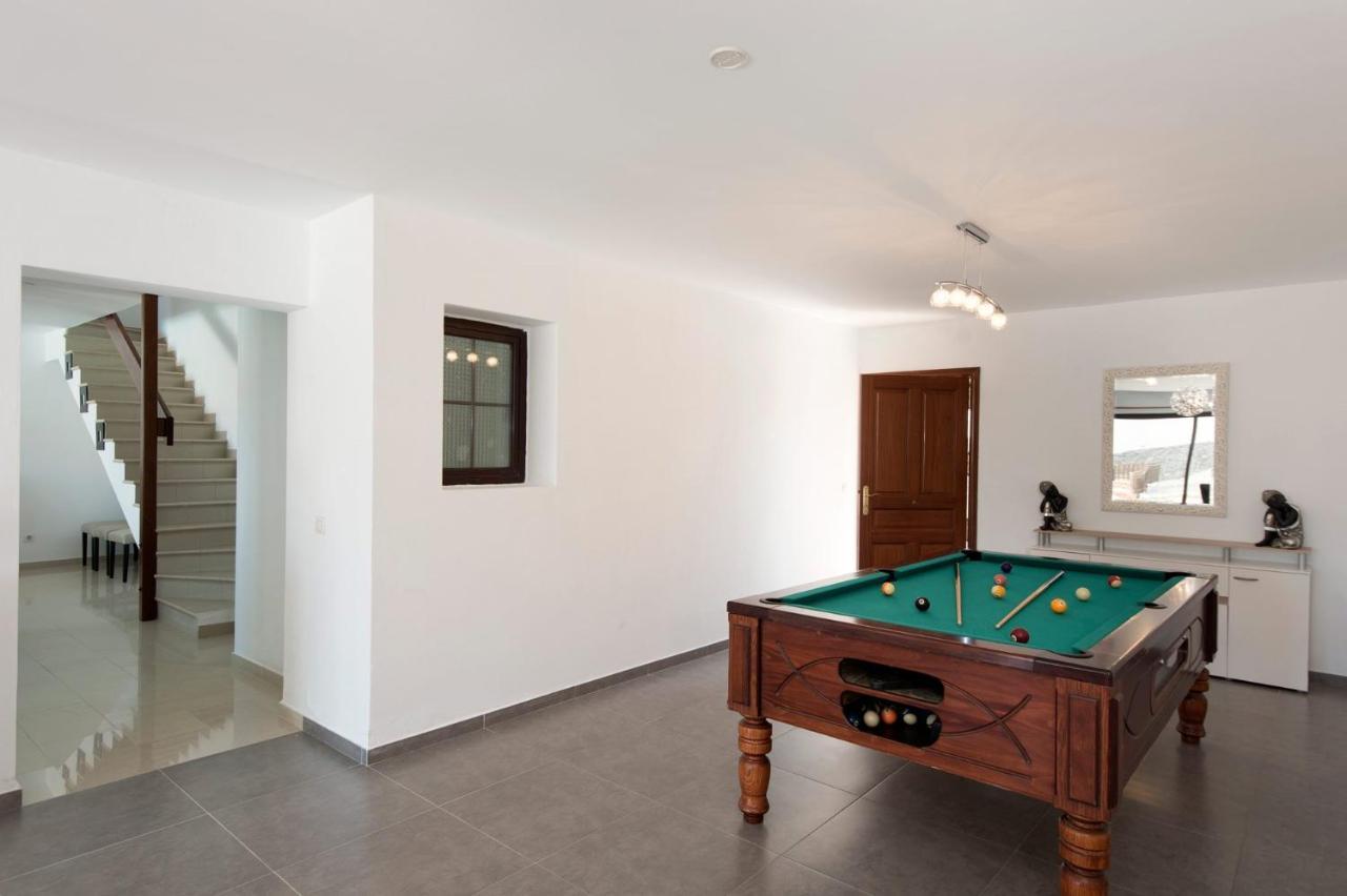 Villa Chinamar By Villa Plus Playa Blanca  Extérieur photo